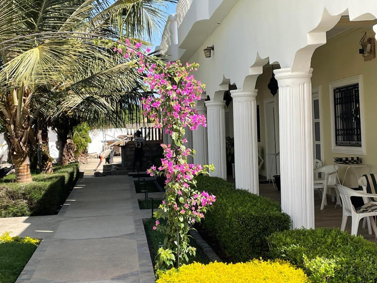 Dulaa Deema Residence Brufut Heights Tranquil Zewnętrze zdjęcie